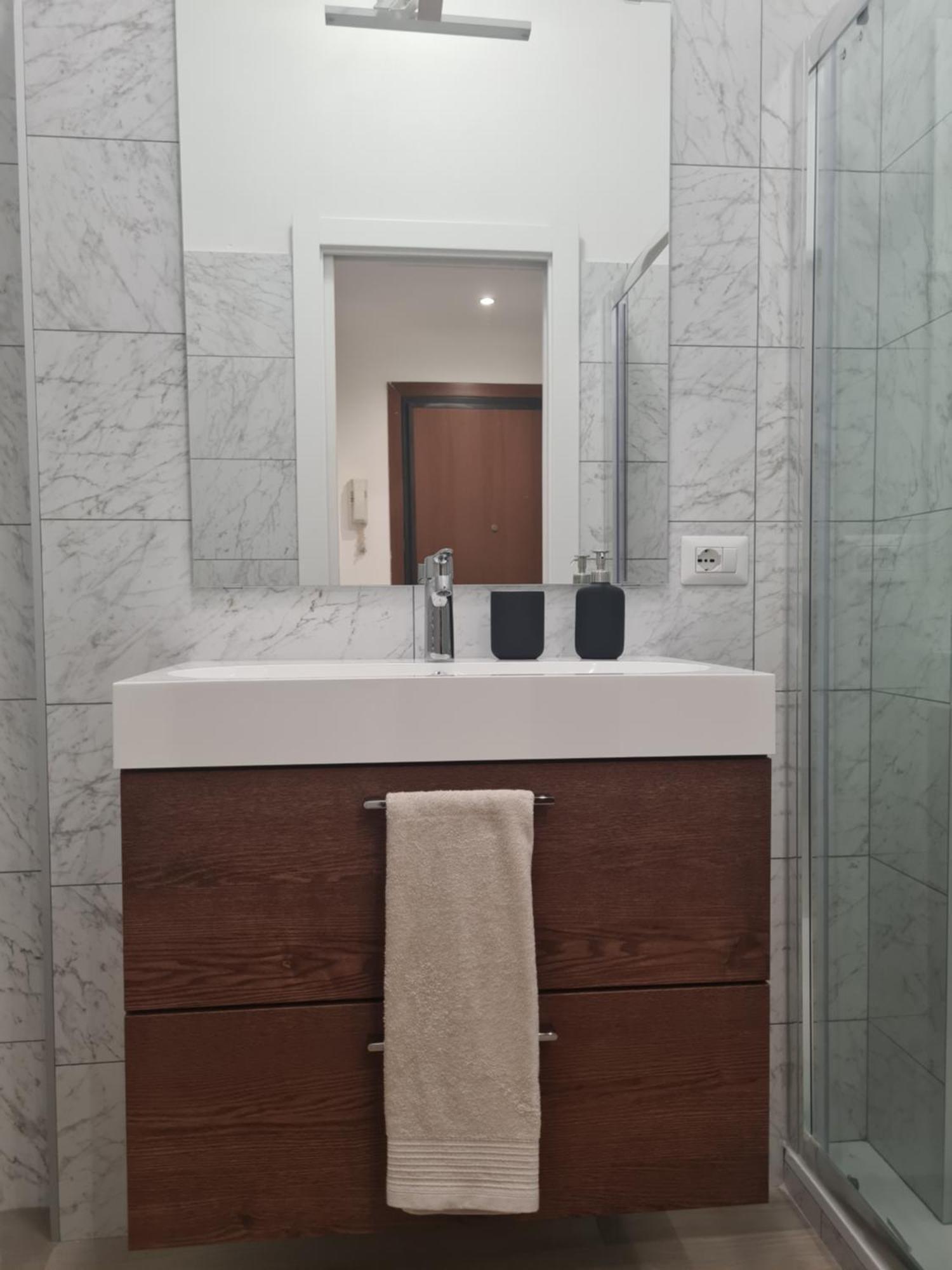 Solari Apartment Мілан Екстер'єр фото