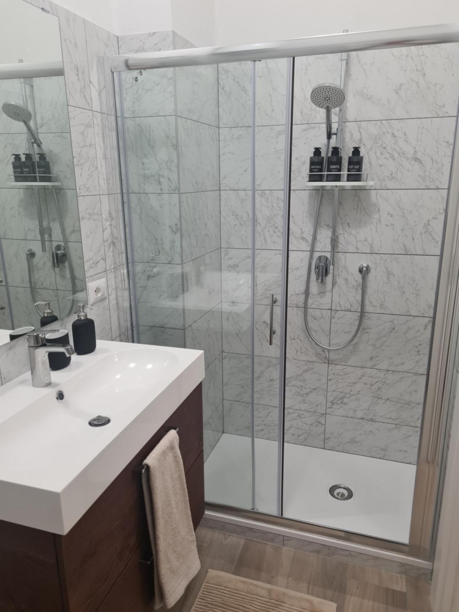 Solari Apartment Мілан Екстер'єр фото